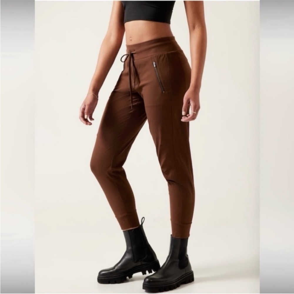 Athleta Trekkie North Jogger Pants, Cattail Brown, Size 2 - Picture 5 of 10